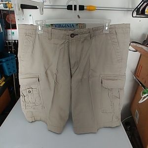 Cargo Shorts Size 40